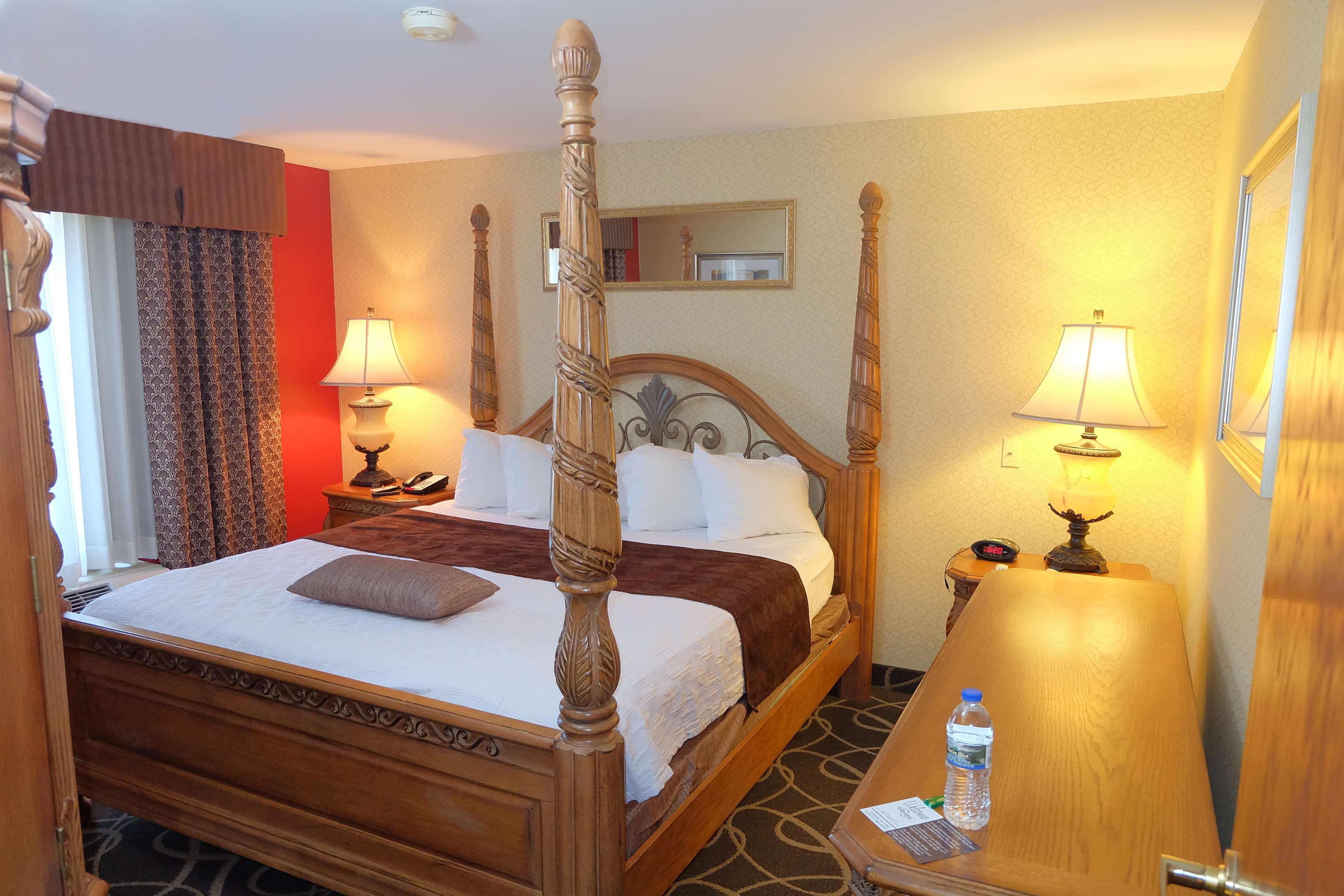 Best Western Plus Eau Claire Conference Center Екстериор снимка
