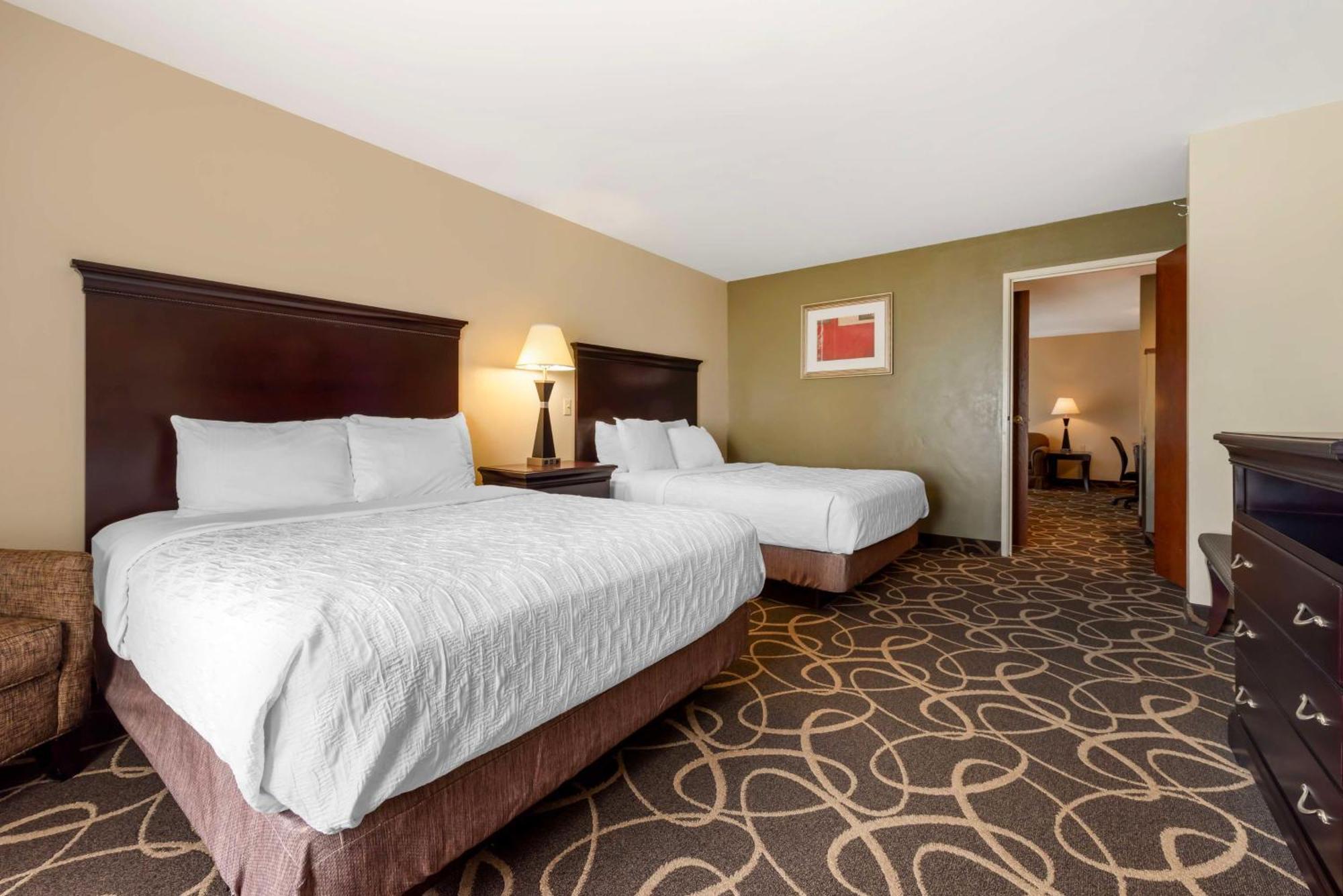 Best Western Plus Eau Claire Conference Center Екстериор снимка