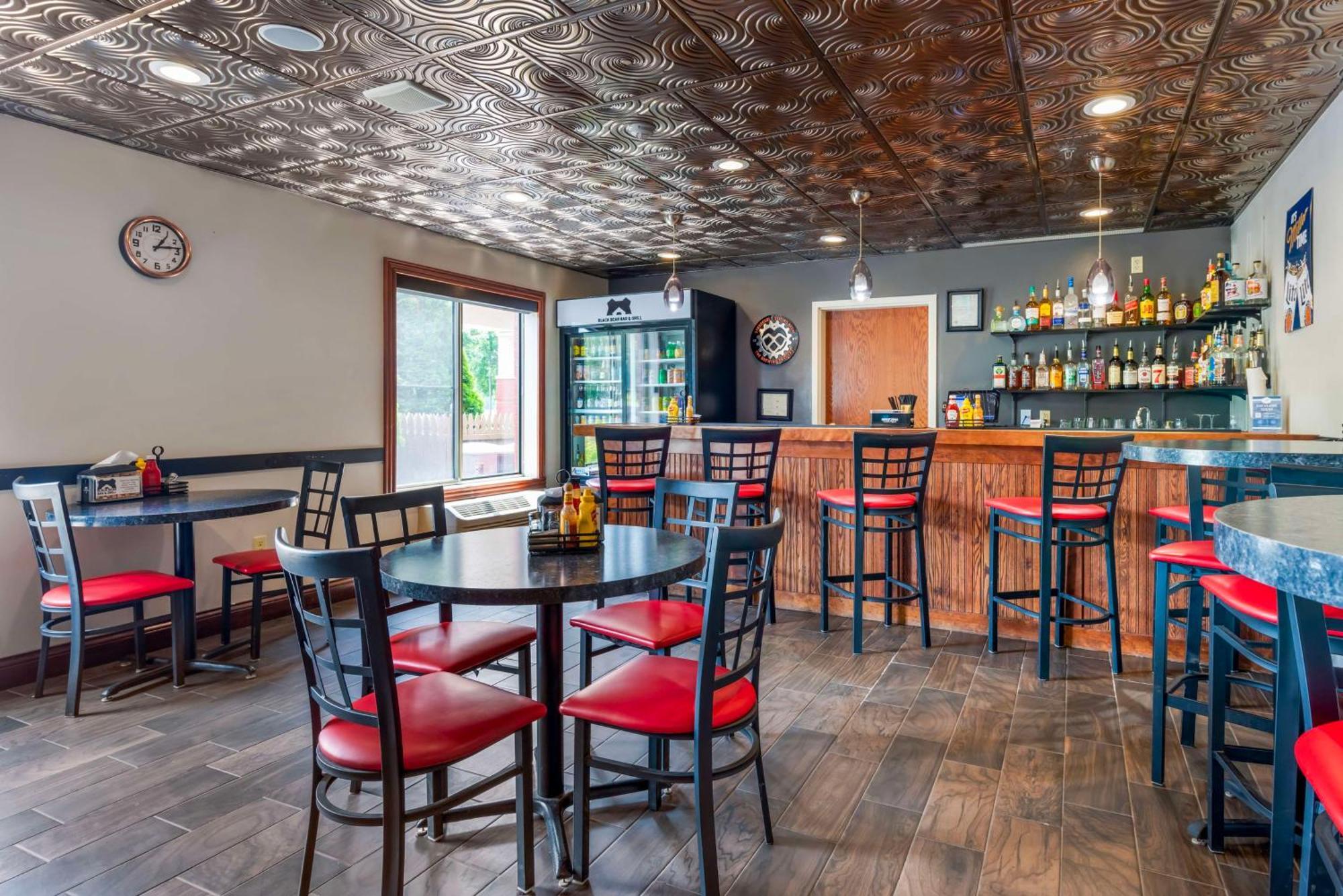 Best Western Plus Eau Claire Conference Center Екстериор снимка