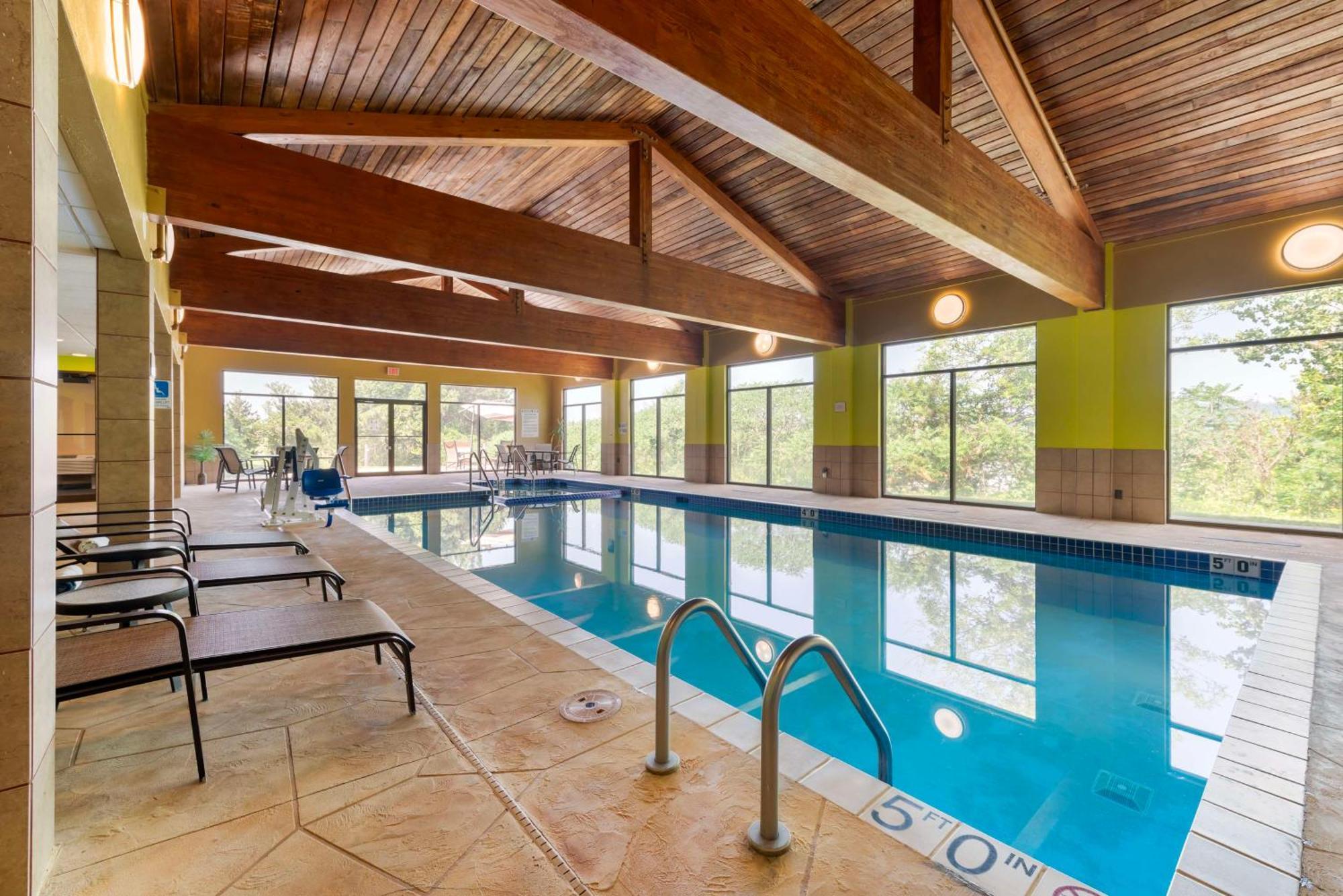 Best Western Plus Eau Claire Conference Center Екстериор снимка