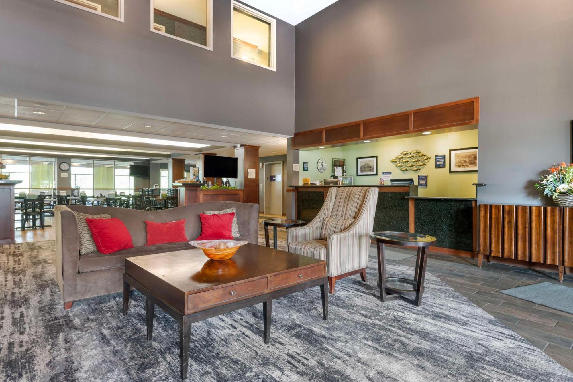 Best Western Plus Eau Claire Conference Center Екстериор снимка