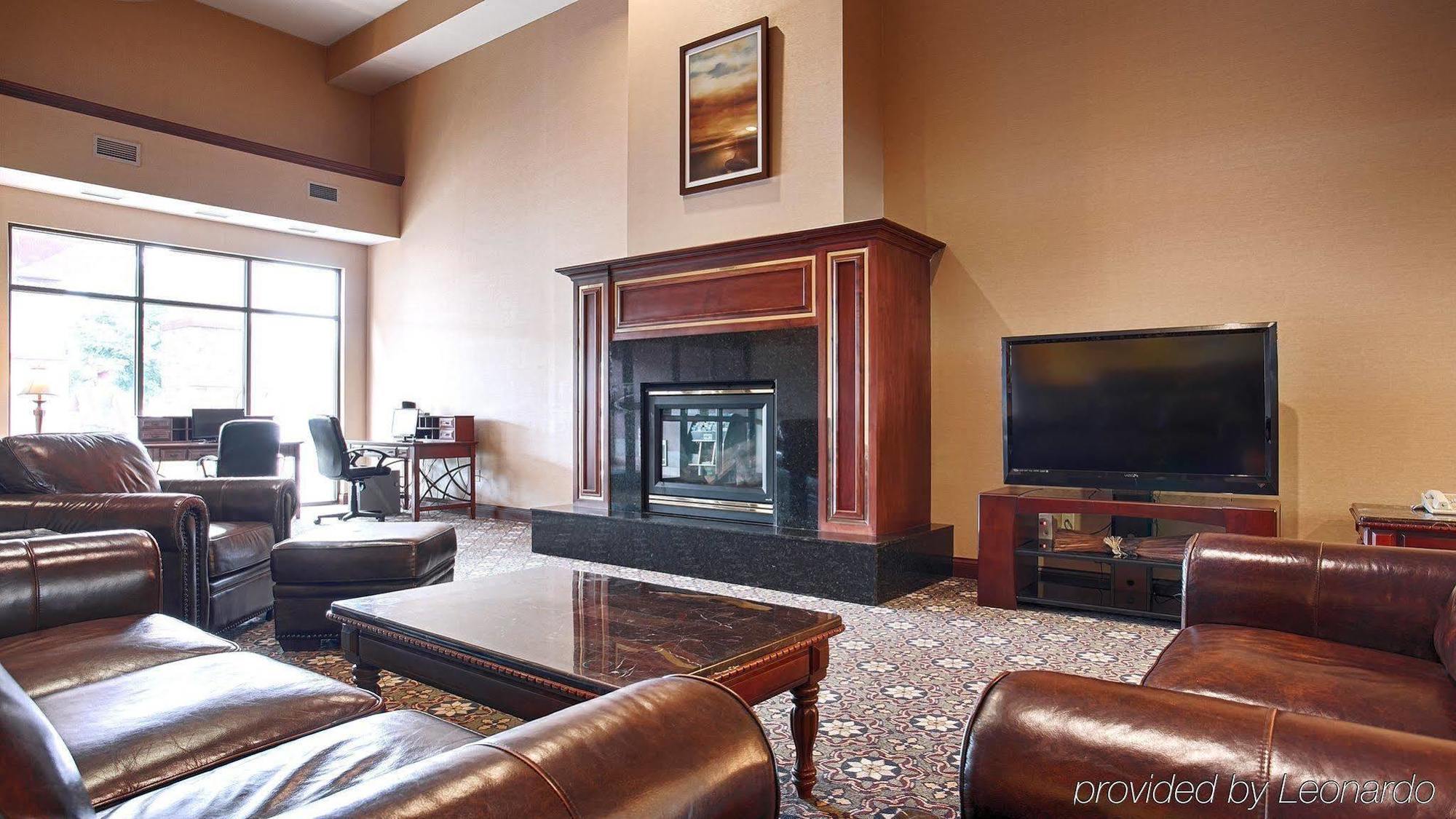 Best Western Plus Eau Claire Conference Center Екстериор снимка